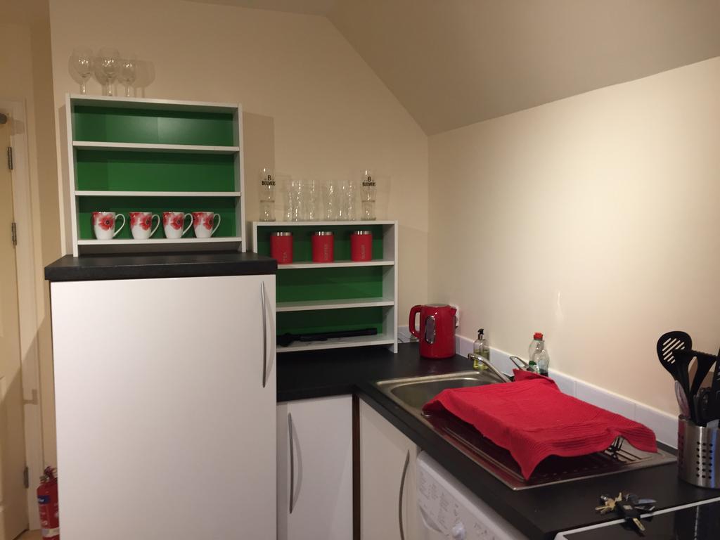 8 Varis Apartments Форес Екстериор снимка